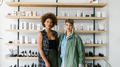 #WeStanForHer: Barefoot and New Voices Foundation Award Grants To 6 Black-Owned Beauty Businesses
