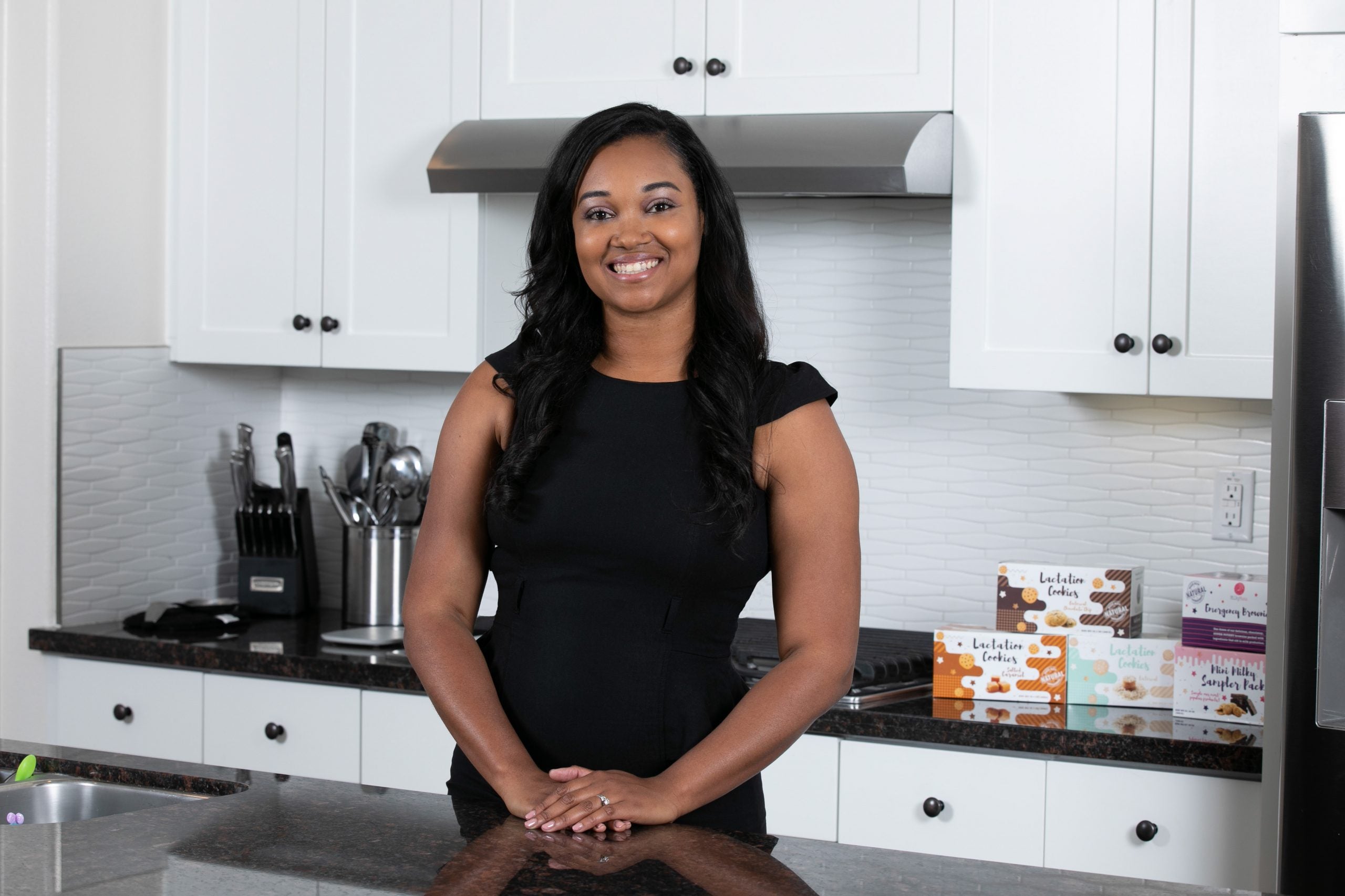 Meet The Black Woman Entrepreneur On A Mission To Build A Community Of 'Milky Mamas'