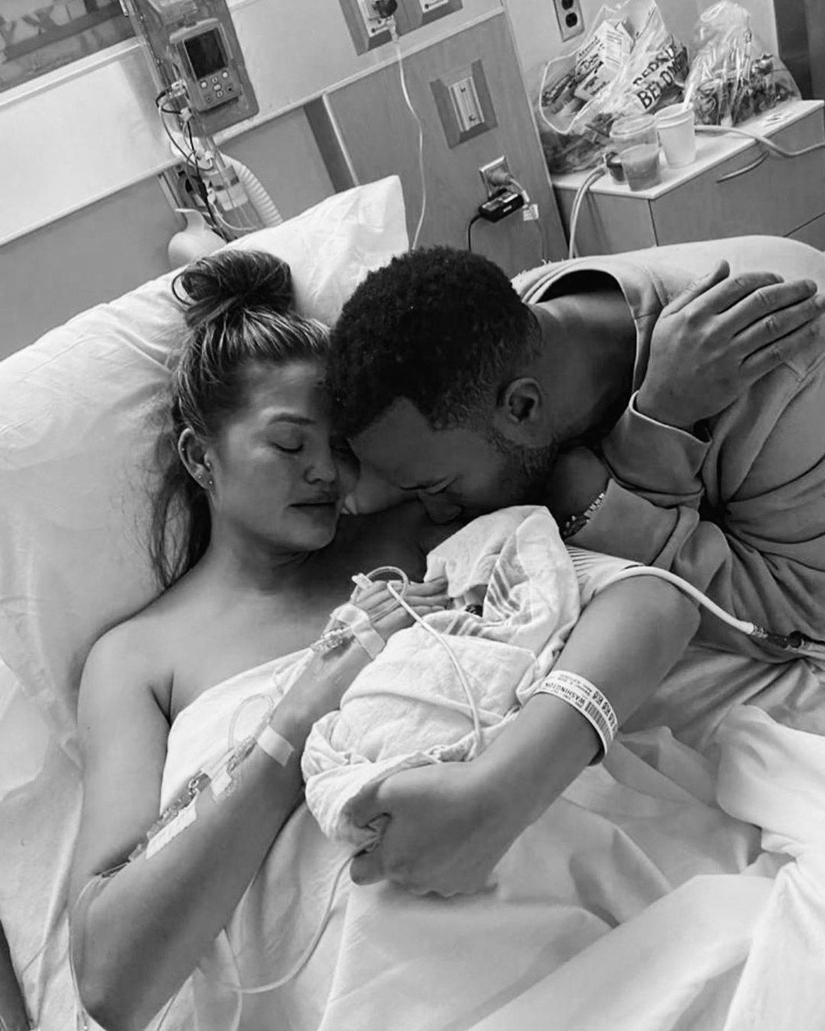 John Legend and Chrissy Teigen Lose Baby After Pregnancy Complications, Post Heartbreaking Goodbye To Son ‘Jack’