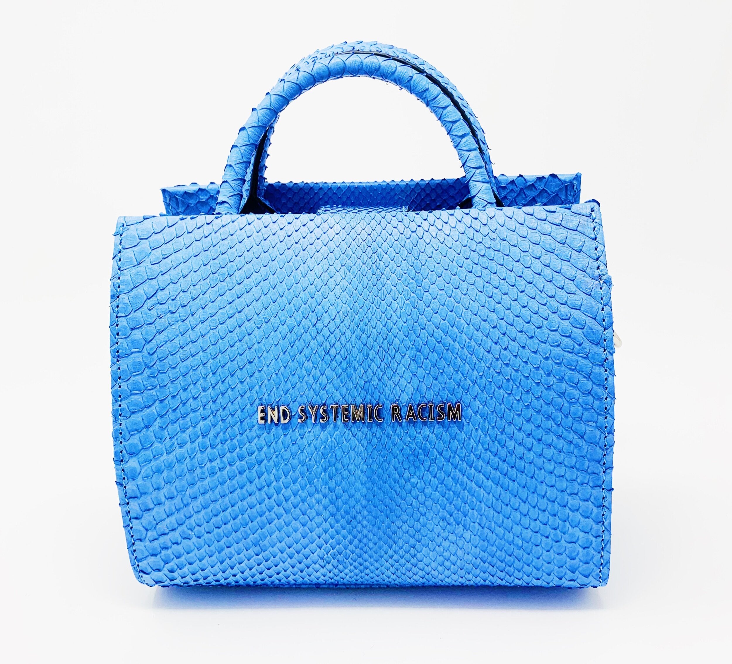 12 Trendy Gifts Your Friends Will Love This Season