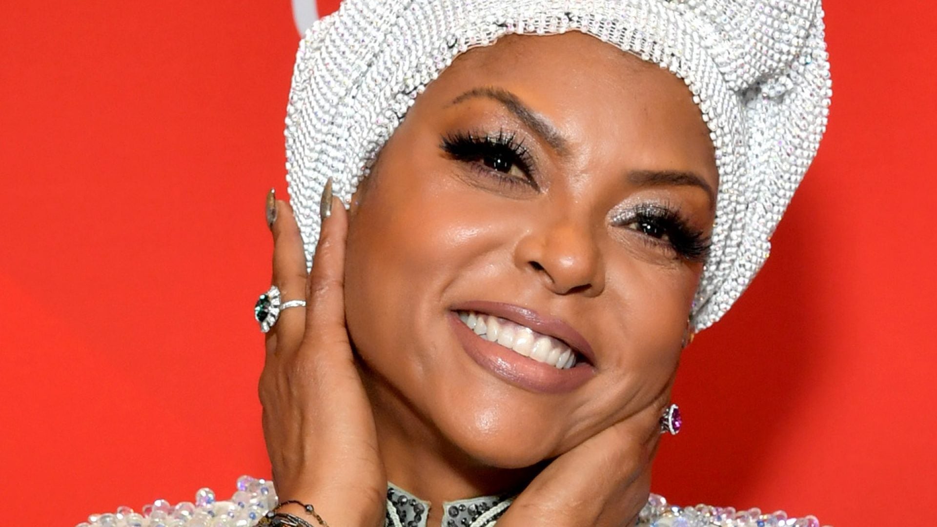 Taraji P. Henson’s AMA Makeup Look Had To Complement A Whopping 10 Outfit Changes