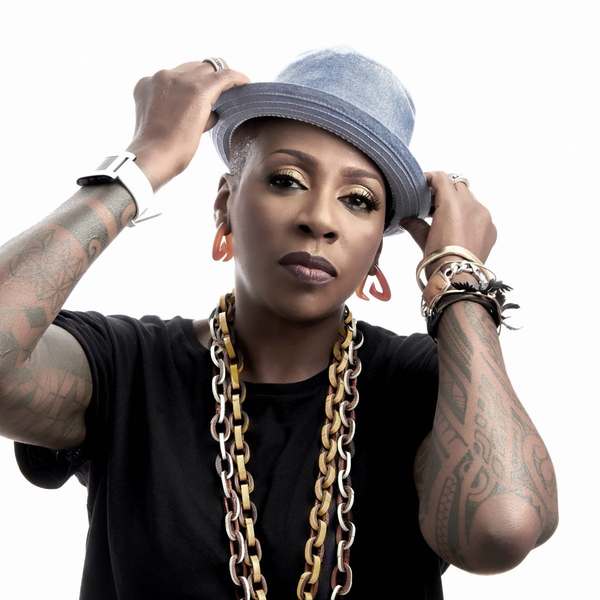 'Bob Hearts Abishola' Co-Creator Gina Yashere Sets the Record Straight About the Show