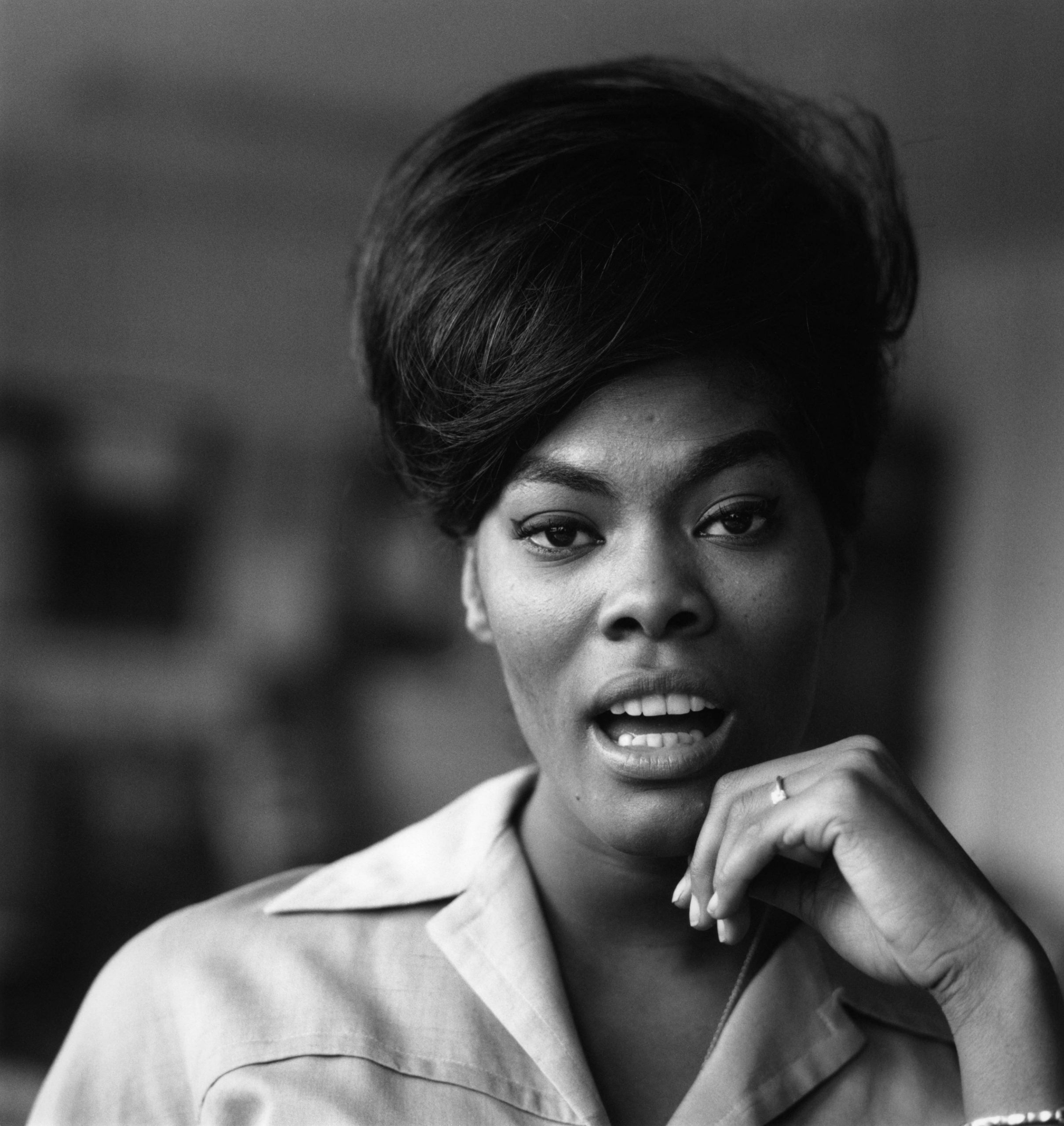 Dionne Warwick Wants Teyana Taylor To Play Her In A Biopic And We Couldn't Agree More