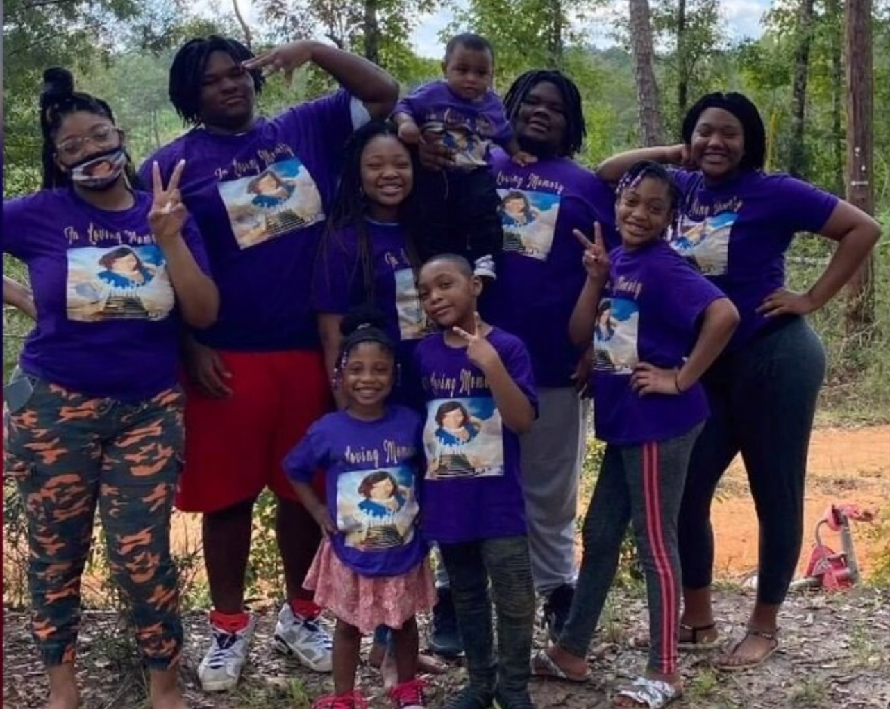Alabama Woman Raising 12 Children After Sister, Brother-In-Law Die From COVID-19