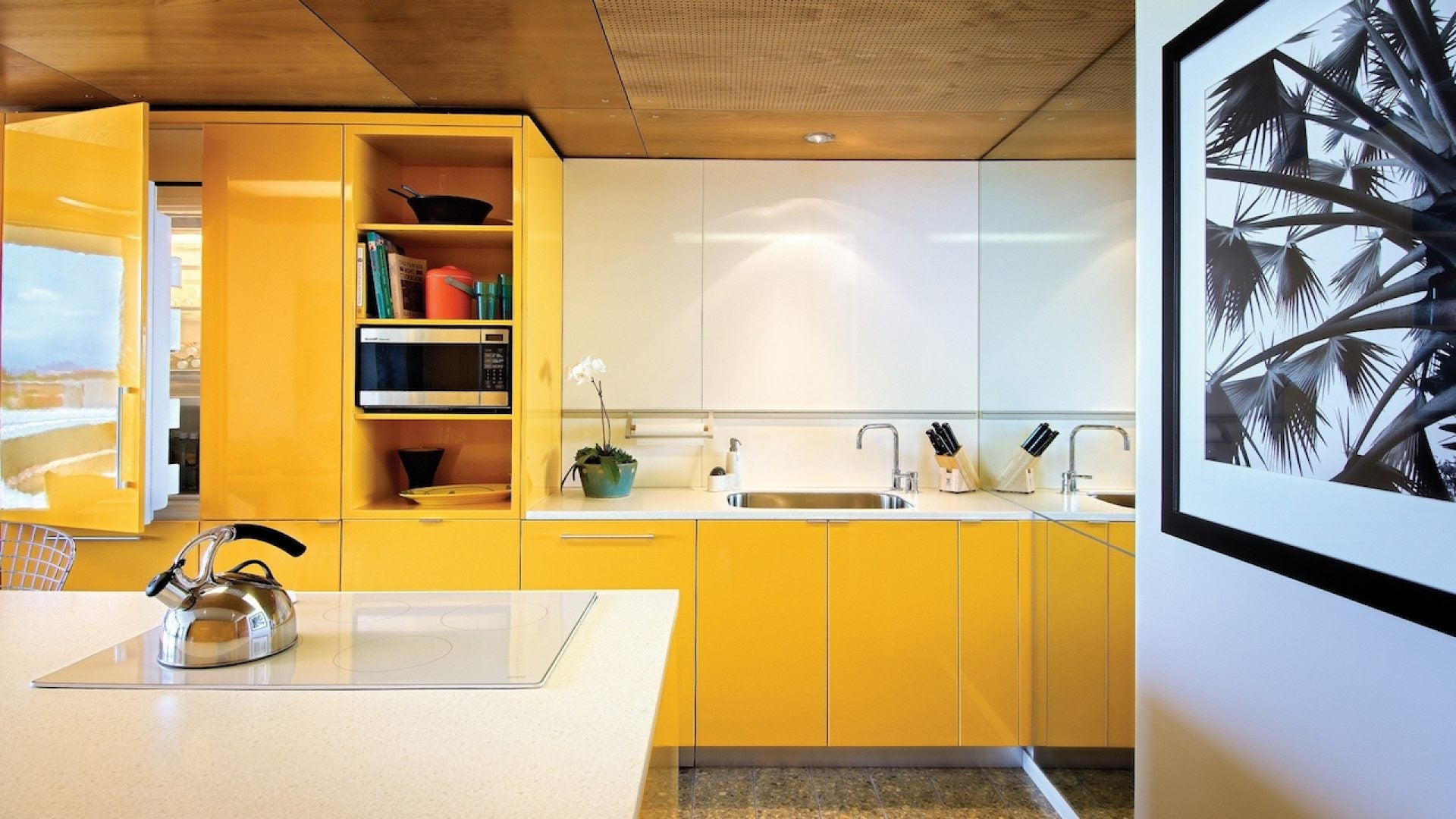 Wanderlusting: Luxury Hotels Inspired By The 2021 Colors of the Year