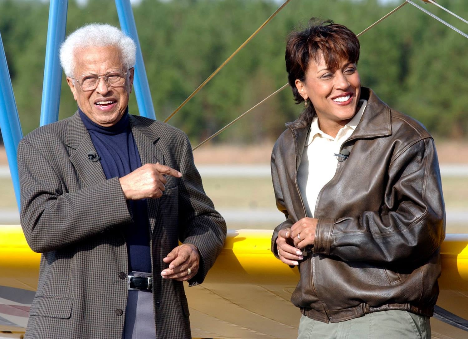 Robin Roberts Honors The Legacy Of Her Father And The Tuskegee Airmen In New Documentary