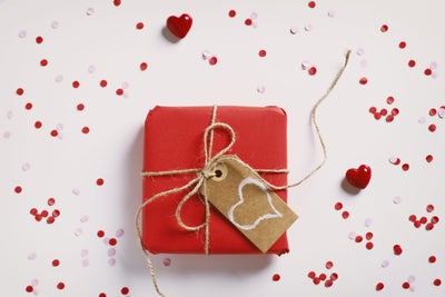 Last Minute Valentine’s Day Gifts To Surprise Your Sweetheart