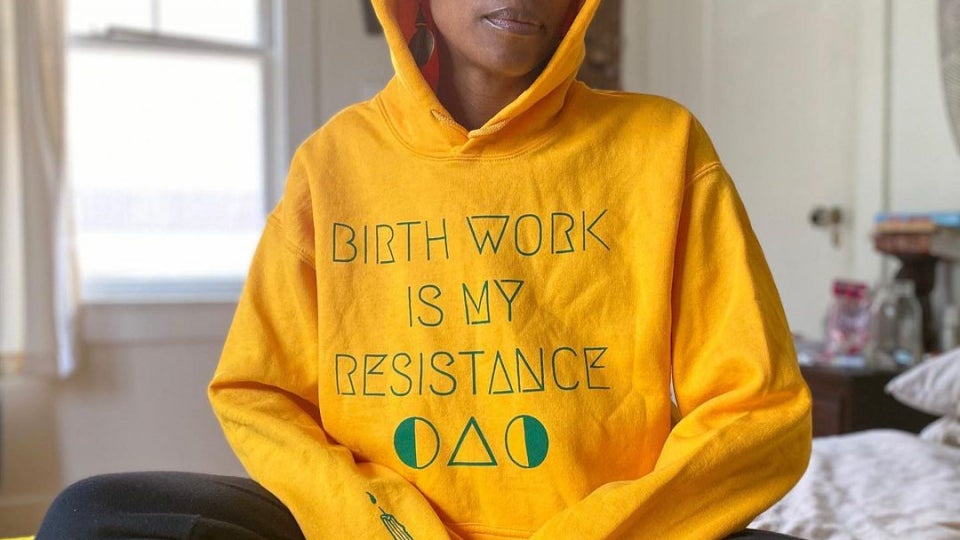9 Black Doulas And Midwives To Follow Now — Whether You’re Expecting Or Not