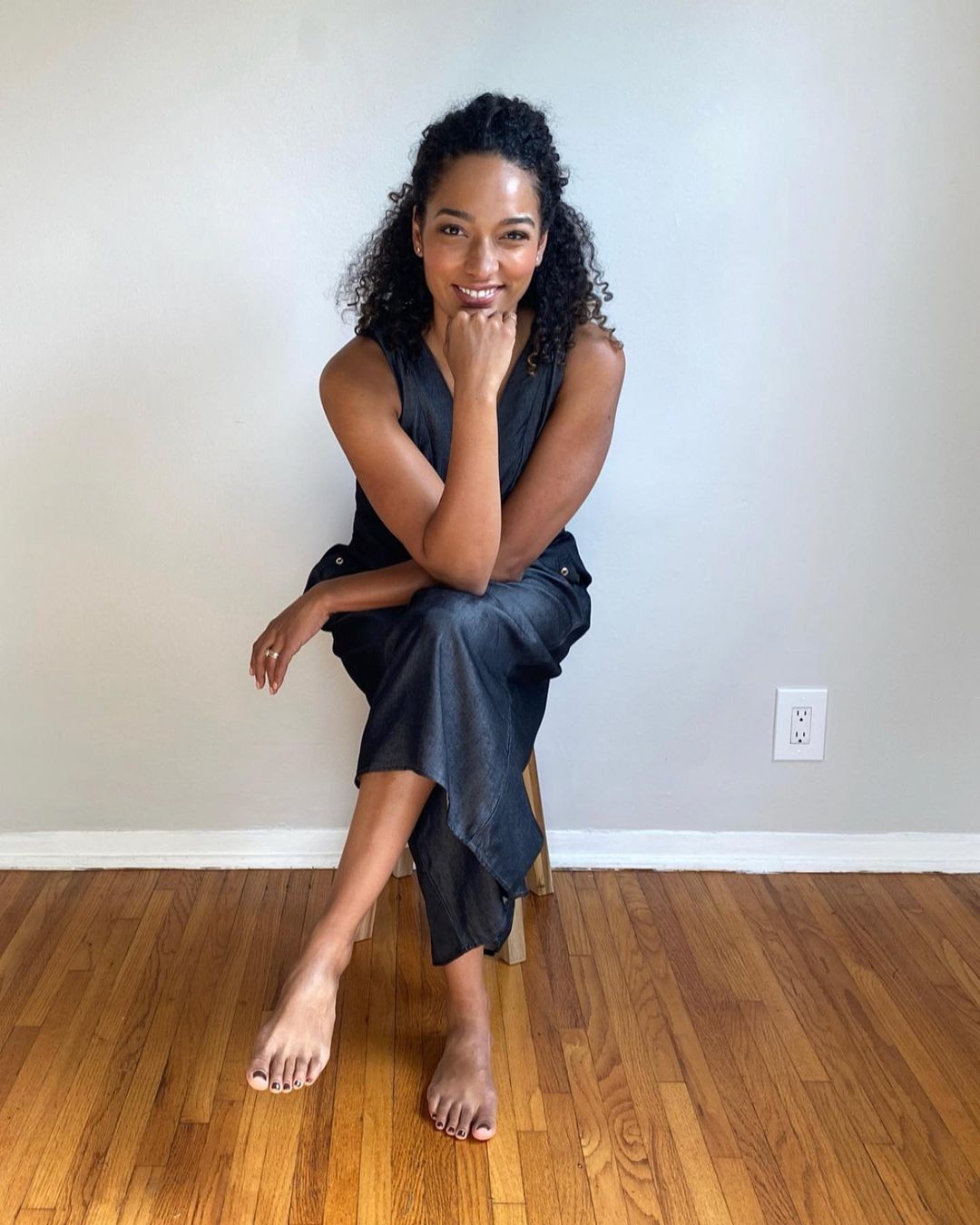 9 Black Doulas And Midwives To Follow Now — Whether You're Expecting Or Not