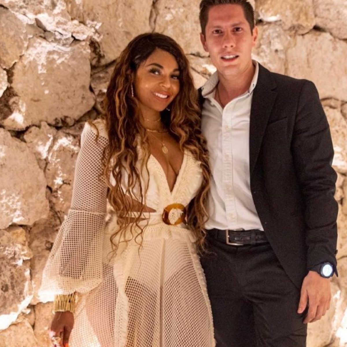 Ashanti's Love Life Is Trending After Sharing Photo With Mystery Gentleman