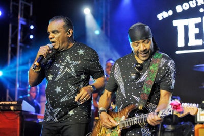 9 Moments We Loved From Earth Wind & Fire Verzuz The Isley Brothers