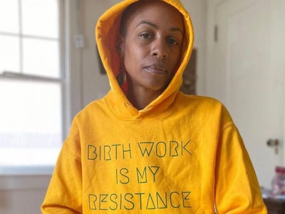 9 Black Doulas And Midwives To Follow Now — Whether You’re Expecting Or Not