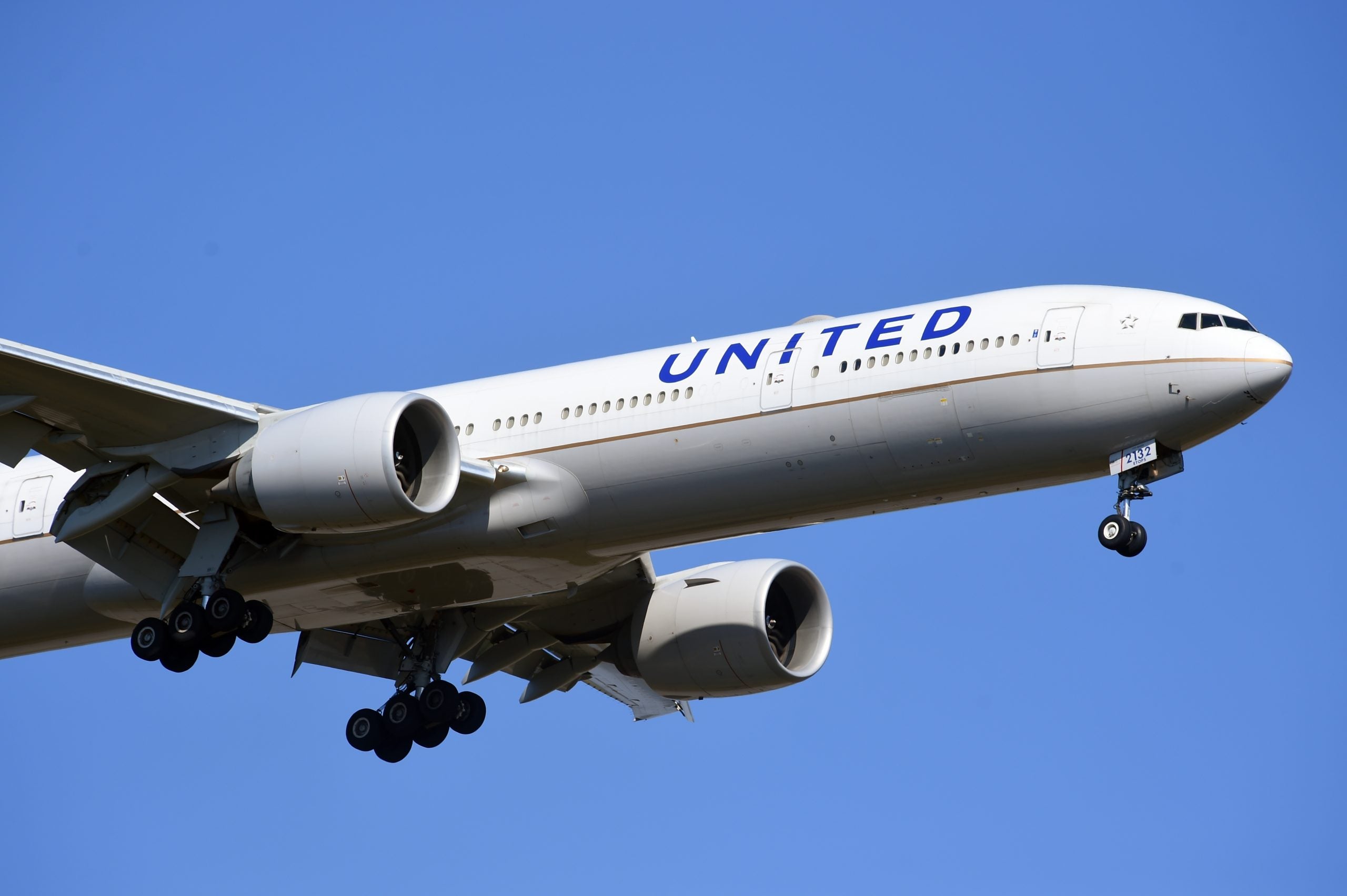 United Airlines Set To Terminate Hundreds Of Unvaccinated Employees