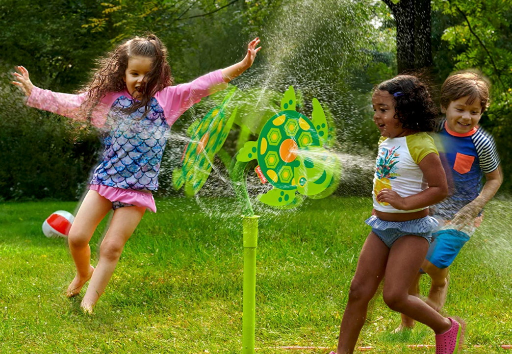 5 Water Toys For Kids That Make Outside More Fun