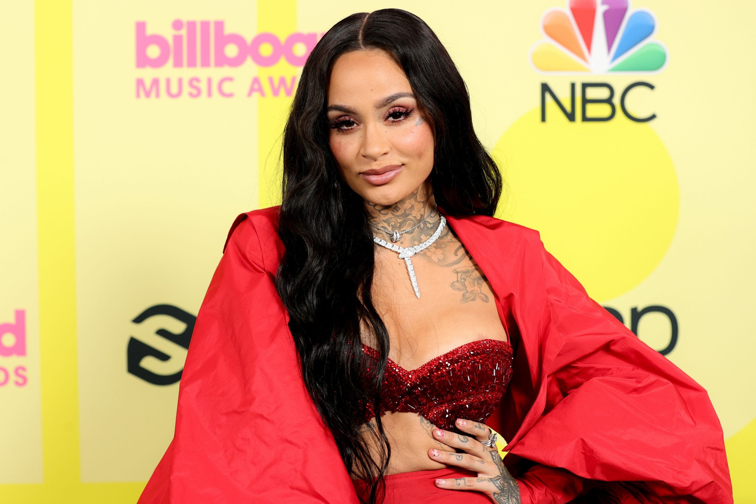 Sza, Saweetie, H.E.R. And More Shine, Shine At The 2021 Billboard Awards