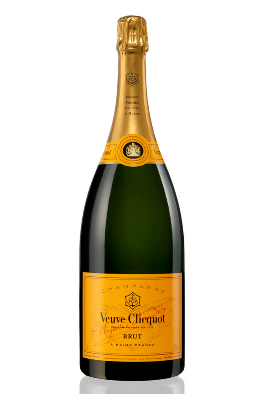 Outdoor Must-Haves For Any Memorial Day Celebration