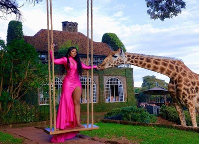 Ashanti Lived Her Best Life With Giraffes In Nairobi And She Has The Photos To Prove It