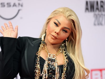 Lil Kim Reveals She Would Do A Verzuz Battle With Nicki Minaj