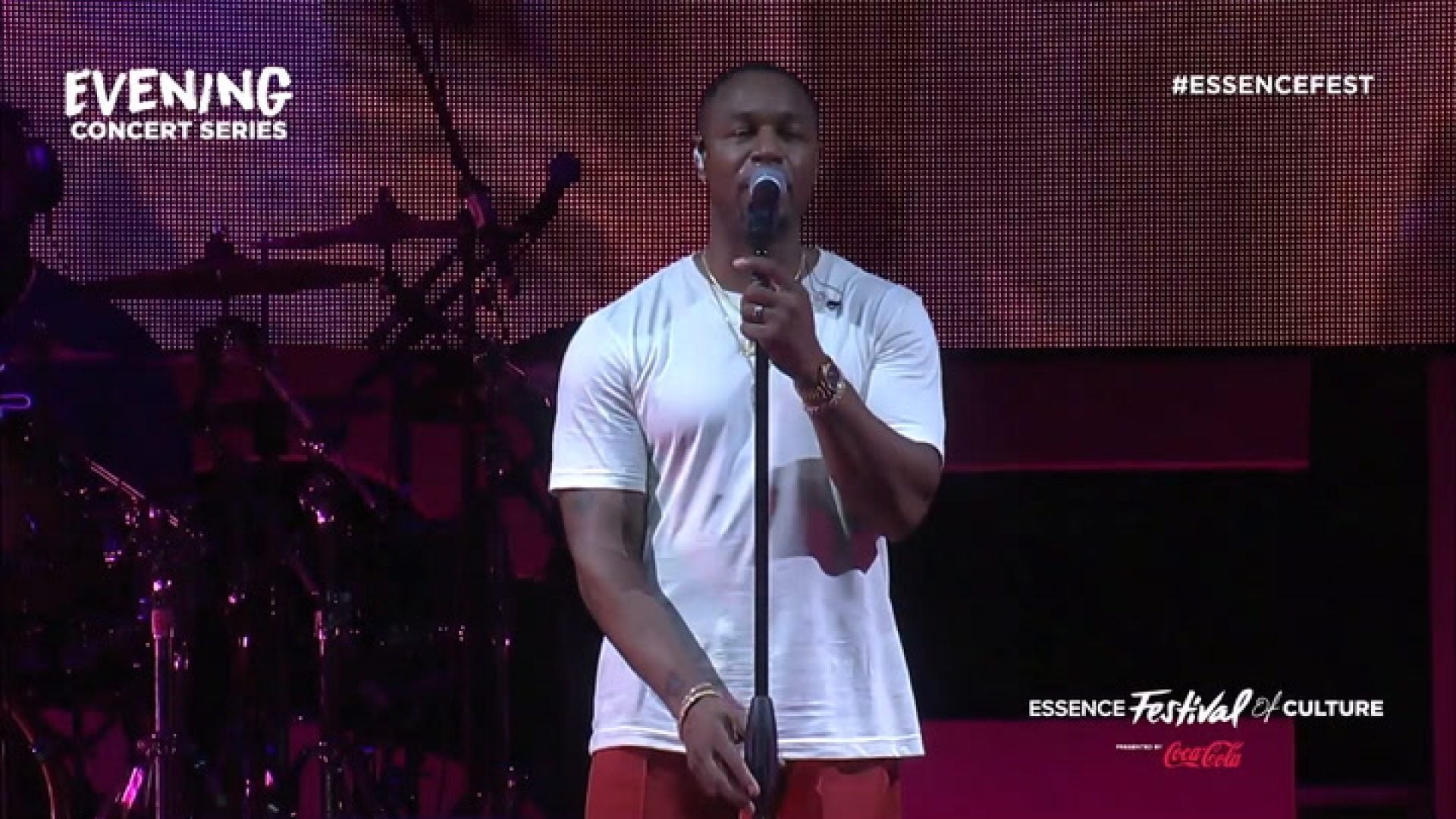 Tank “I Can’t Make You Love Me” Full