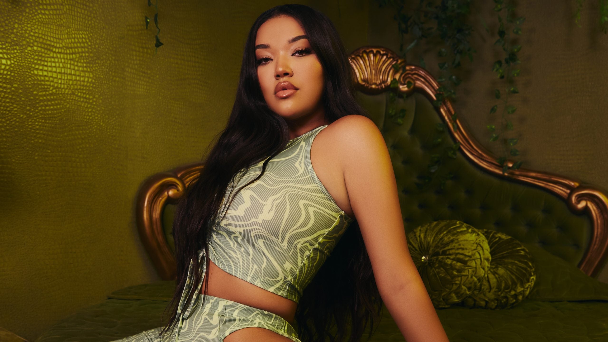 Ming Lee Simmons Flexes Her Fashion Design Skills With A Debut 40-piece Collection With Boohoo