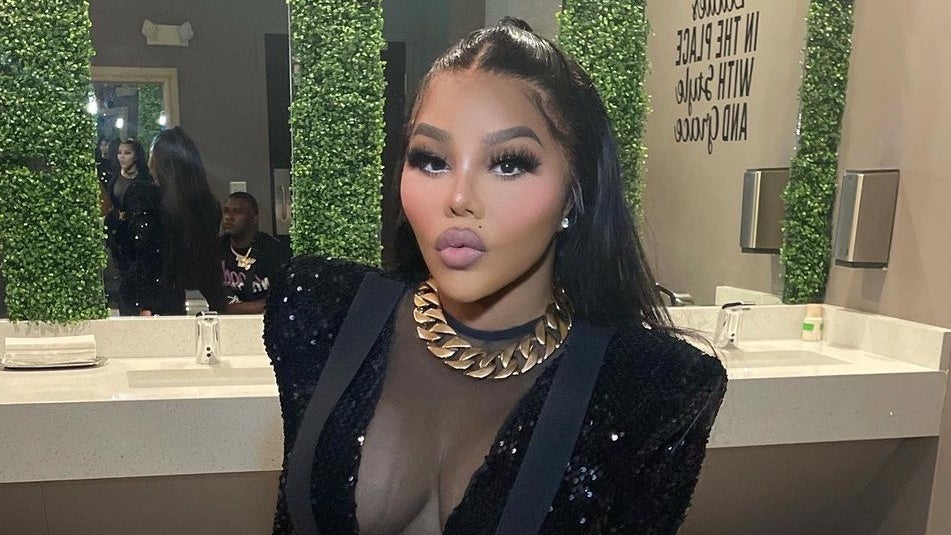 Yas, Queen! Lil Kim Is Serving Us Looks—And We Are Here For It