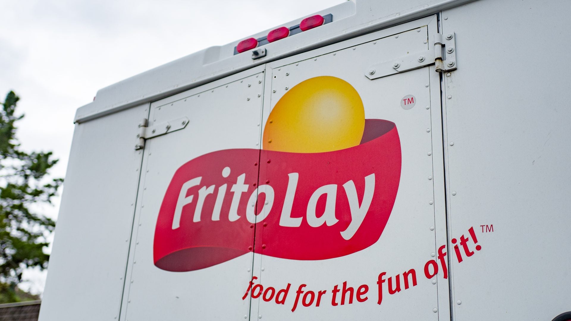 Frito-Lay Workers Detail "Suicide Shifts" Working at a Kansas Plant Amid Strike