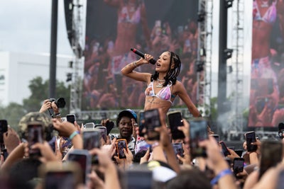 Rolling Loud + Rihanna, Remy Ma, And More Celebs Roaming The Streets