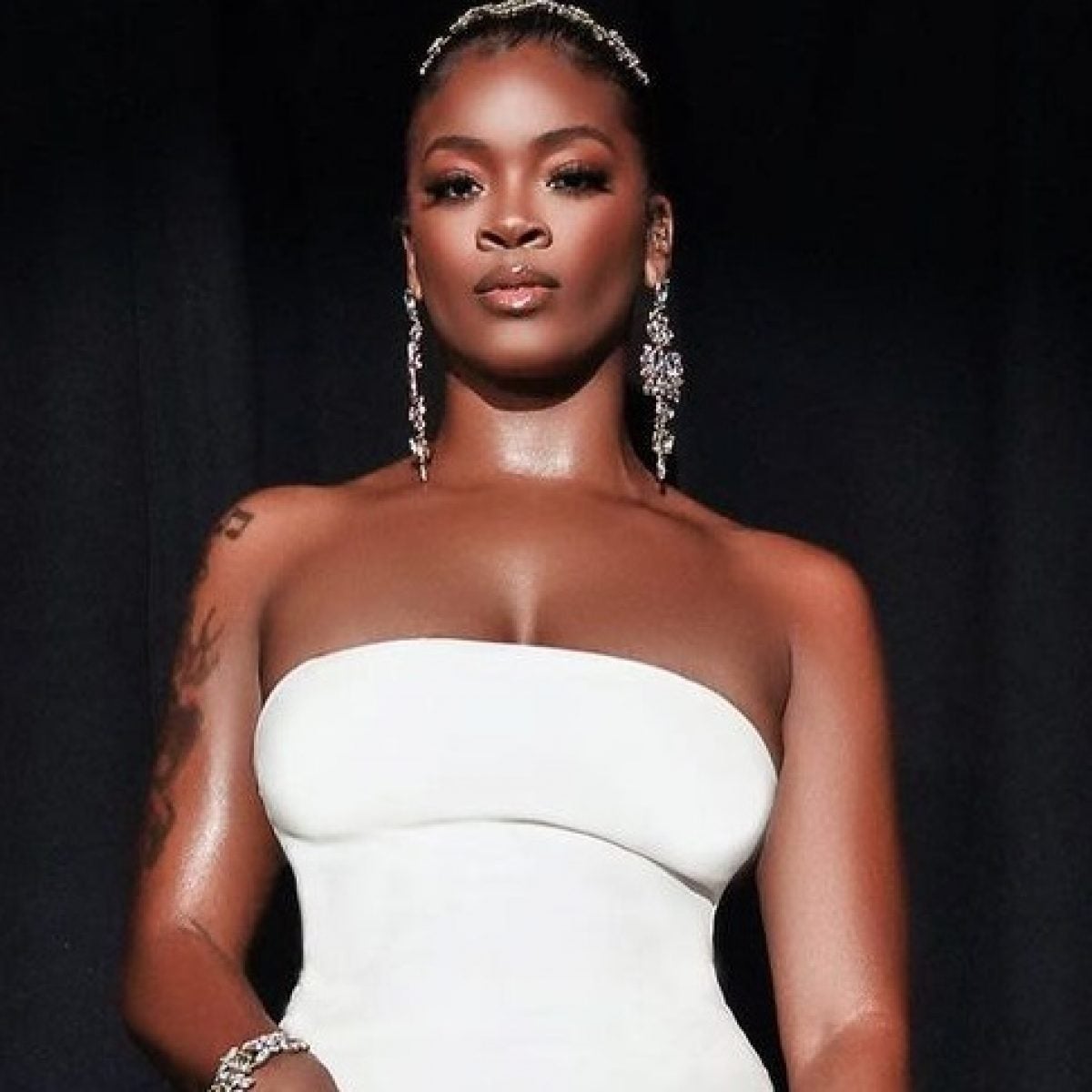Ari Lennox Shuts Down Instagram Wearing All White—And It's Not The First Time