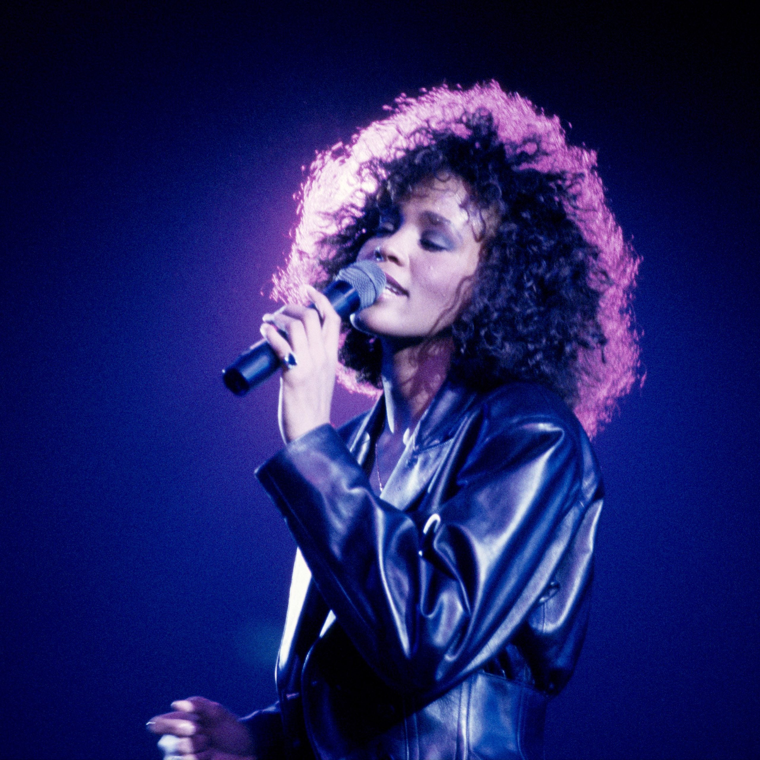 Happy Heavenly Birthday: Remembering Whitney Houston In Her Happy Place—The Stage