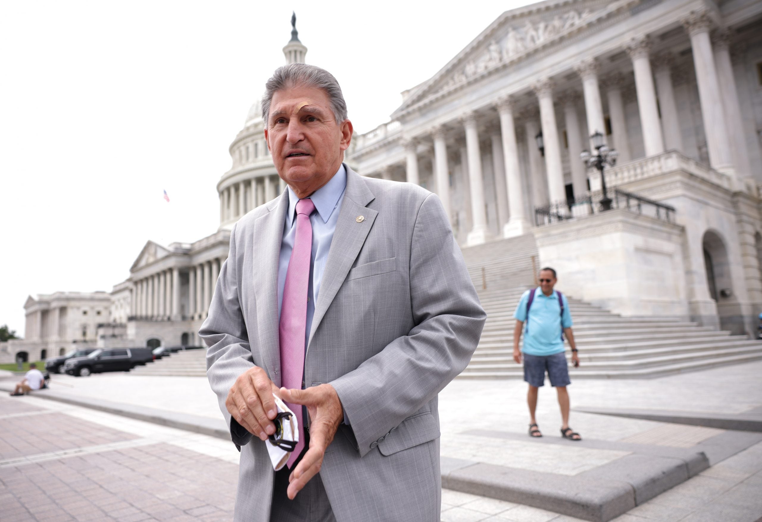 Joe Manchin is Lone Democrat to Support Law Defunding Critical Race Theory. Except it's Unrelated to Critical Race Theory.