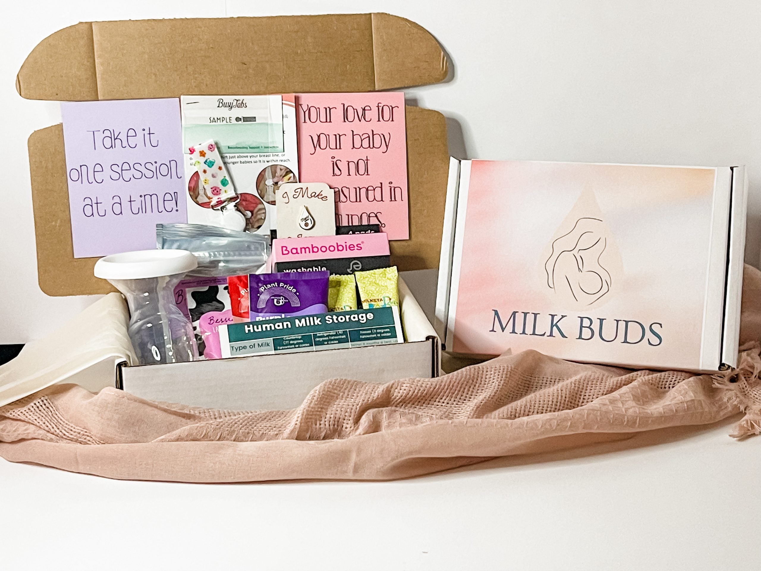 Breastfeeding Must-Haves: 16+ Super Useful Gifts for the Nursing Mom -  Mommy's Bundle