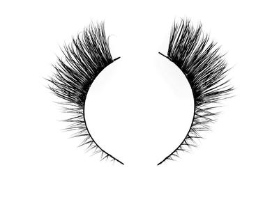 How To Achieve Full Lashes — Without Any Extensions