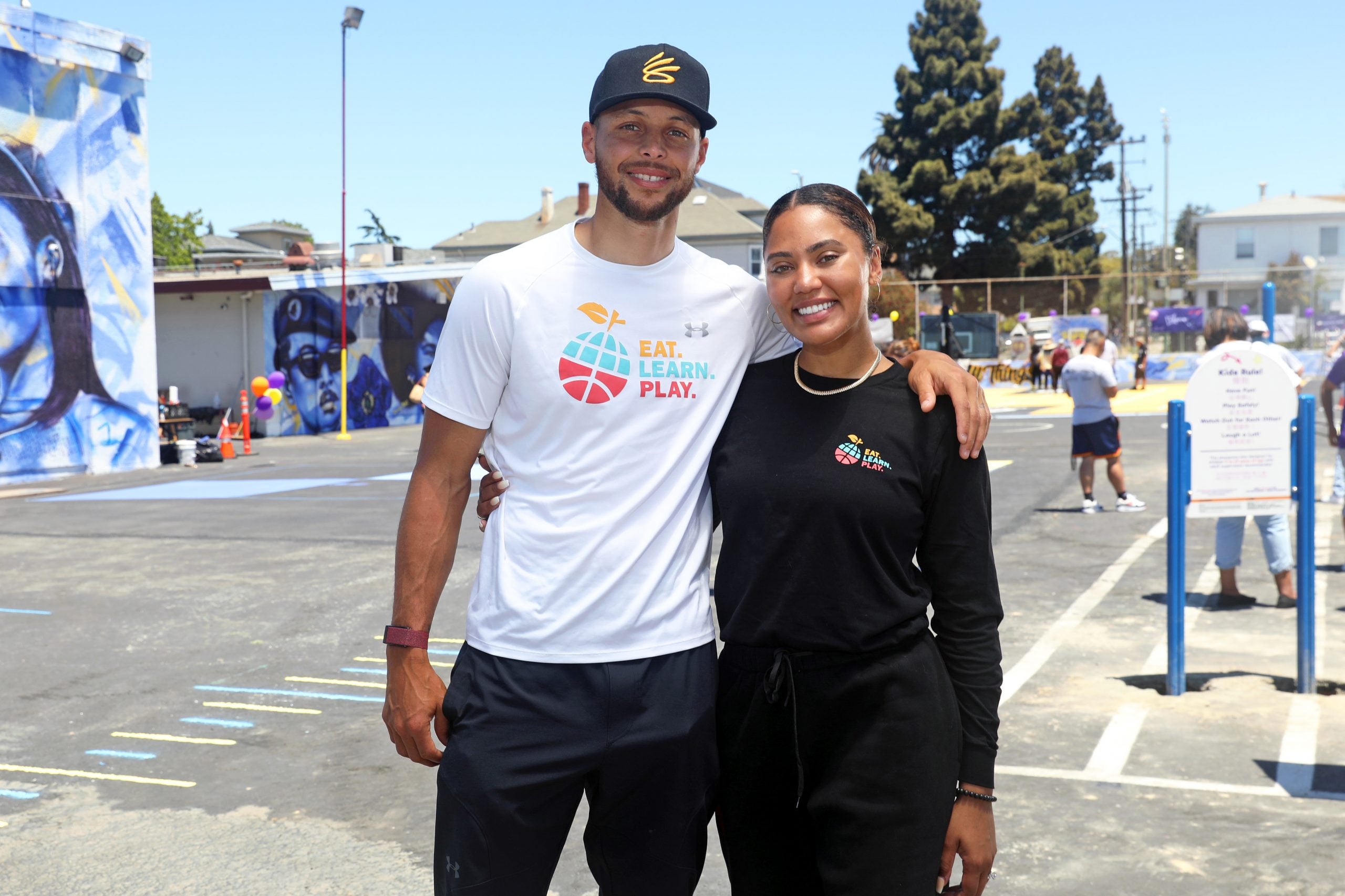 Stephen Curry Surprised Ayesha With A Vow Renewal Ceremony — Officiated By Their Daughter, Riley
