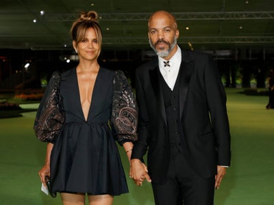 Weekend Love: Halle Berry & Van Hunt And More Moments From Black Celeb Couples