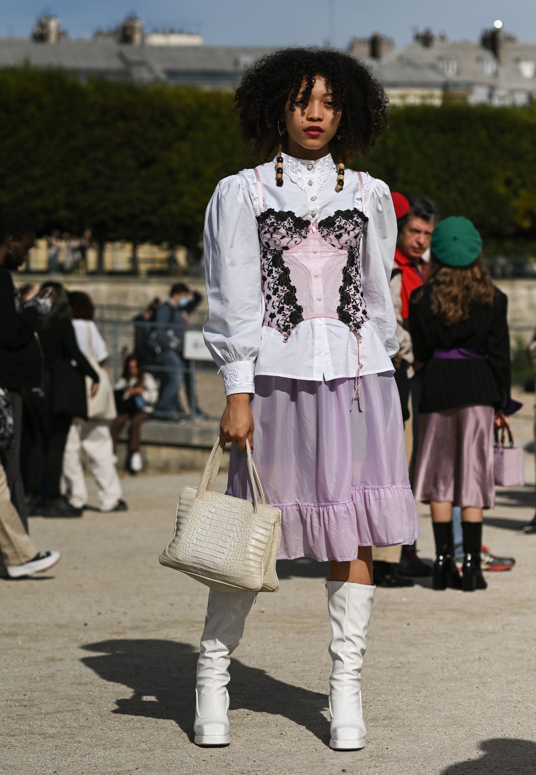 The Best Street Style Moments From Paris Fashion Week Spring 2022