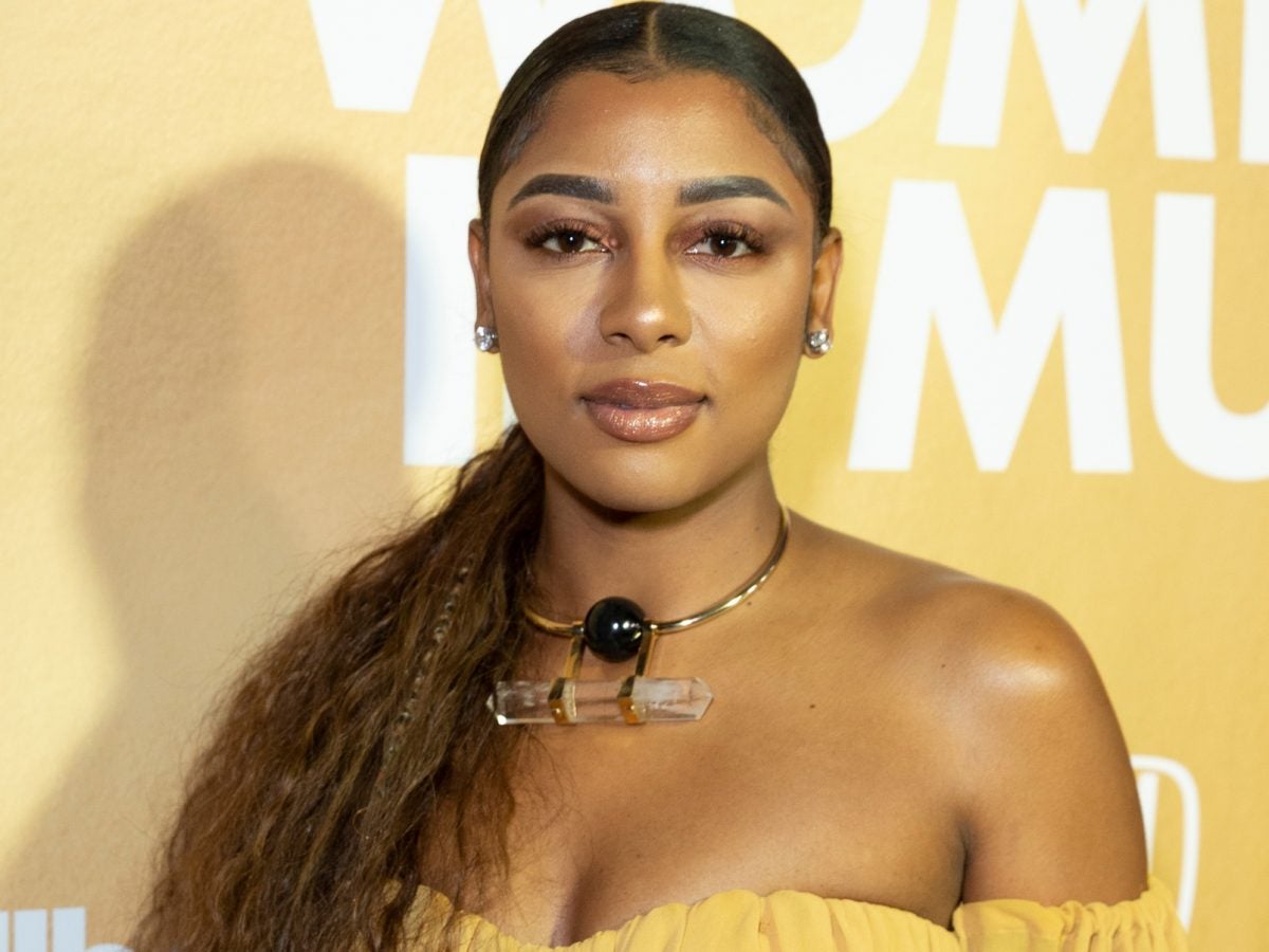 Victoria Monét On Her Devastating Postpartum Hair Loss: 'Probably Lost  About 40% Of My Hair'