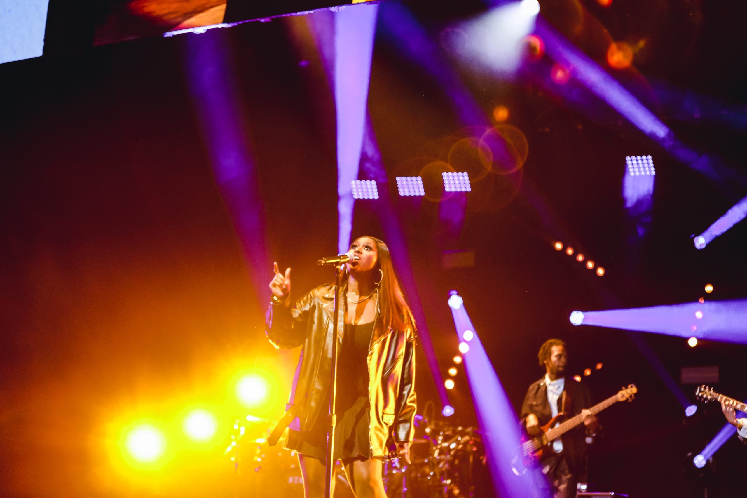 Mary J. Blige, Jazmine Sullivan Take Stage for Advertising Week x YouTube Concert at The Apollo