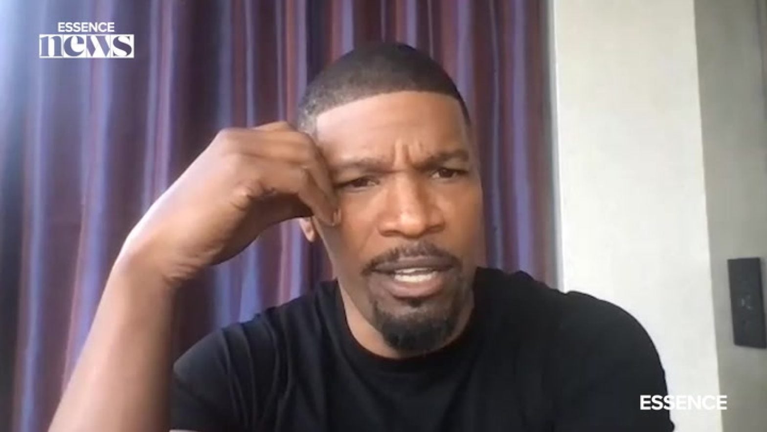 Jamie Foxx On Teaching His Daughters How To Be Treated