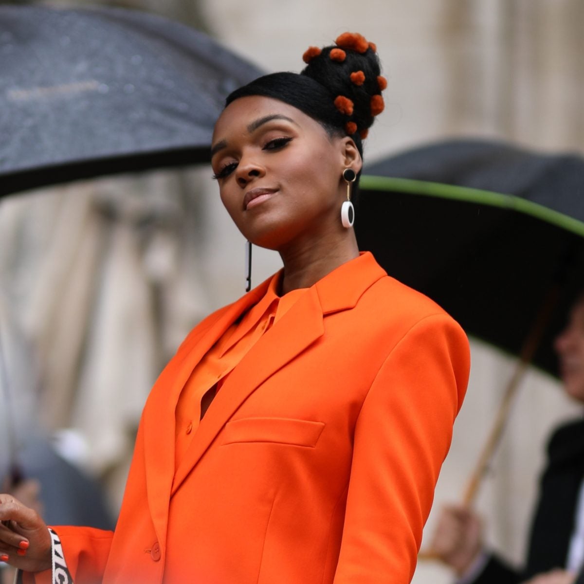 Let s Toast 5 Cocktails Filled With Halloween Spirit let-s-toast-5-cocktails-filled-with-halloween-spirit