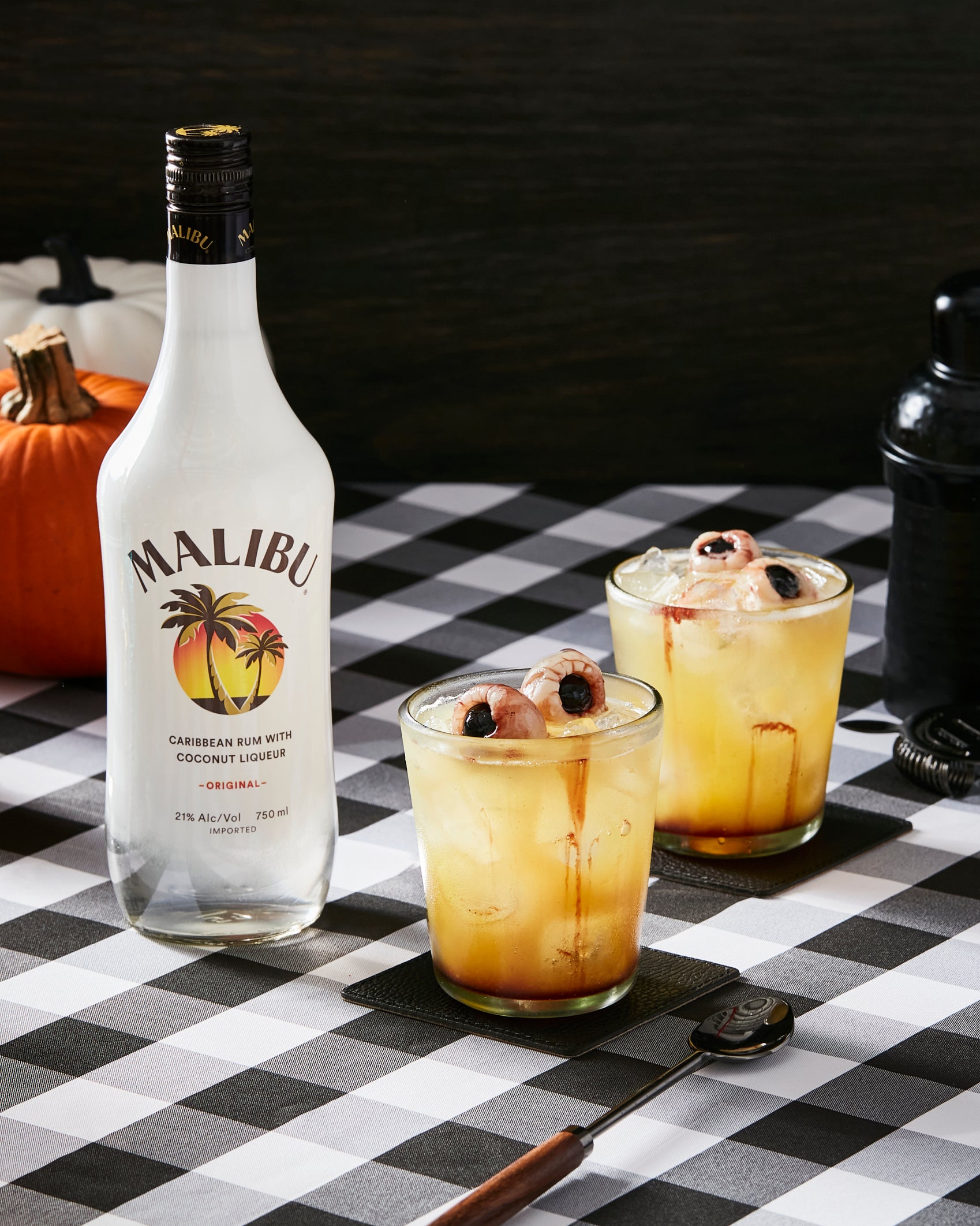 Let’s Toast: 5 Cocktails Filled With Halloween ‘Spirit’