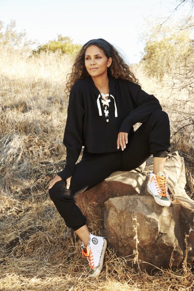 The Cozy Second Collection Of Halle Berry’s Athleisure Line With Sweaty Betty Is Here And We Want Every Piece
