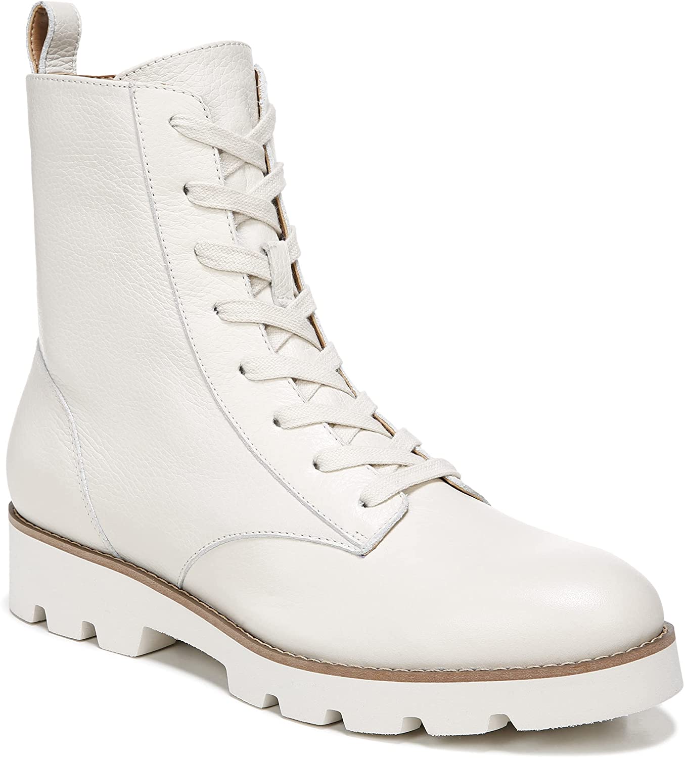 ‘Winter White’ Boots Are The Hottest Footwear Trend To Shop This Black Friday, And We Have Recommendations