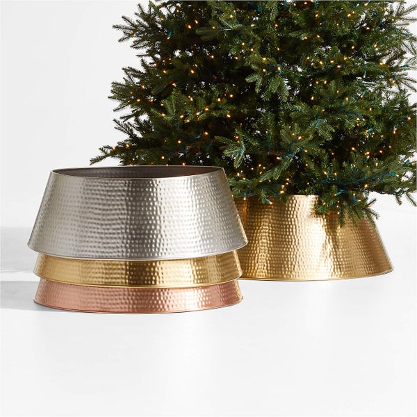 Everybody’s Buying Tree Collars To Upgrade Their Holiday Décor—Here Are
