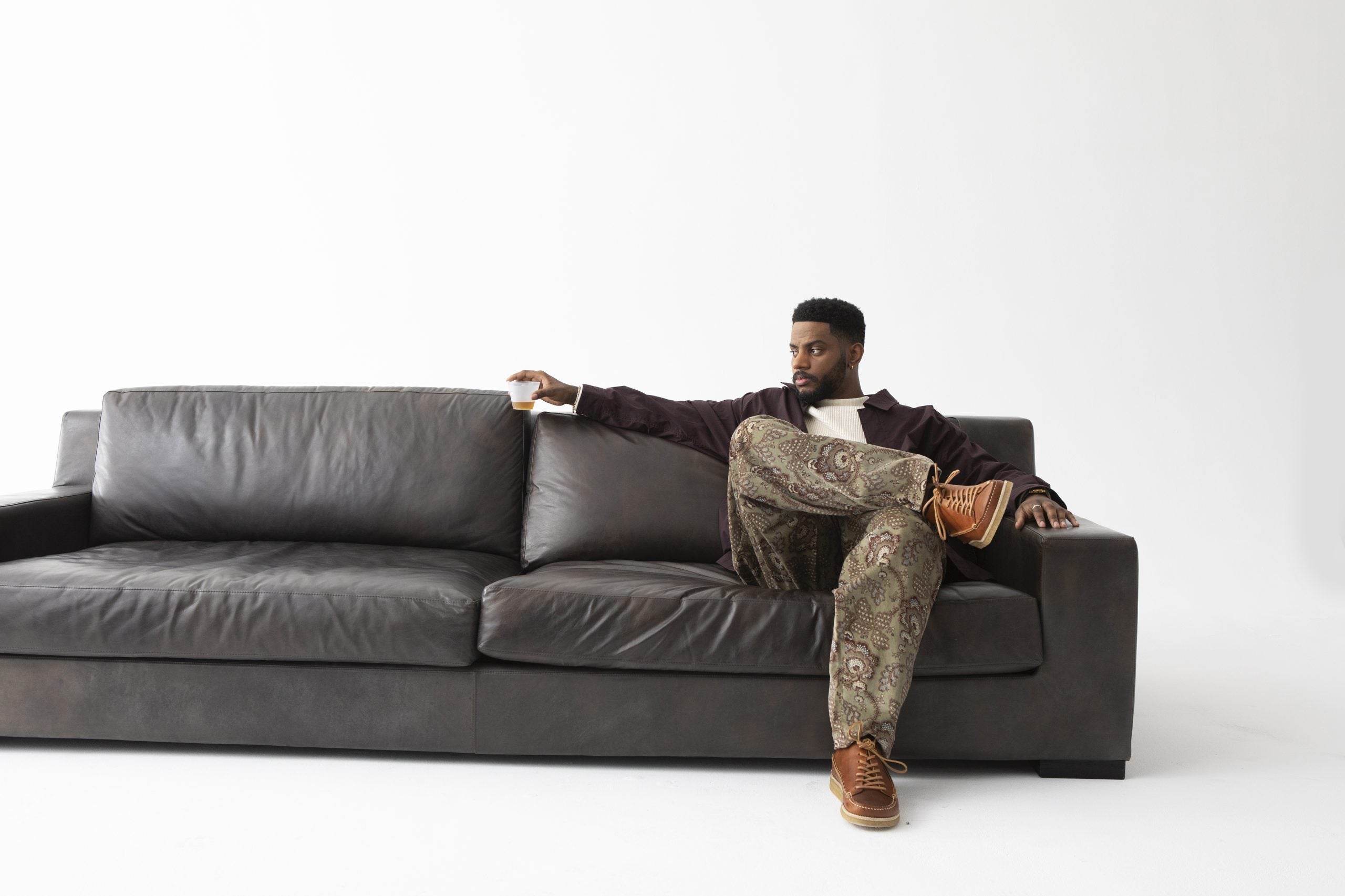 Bryson Tiller Gives Details About His New Project, 'A Different Christmas'