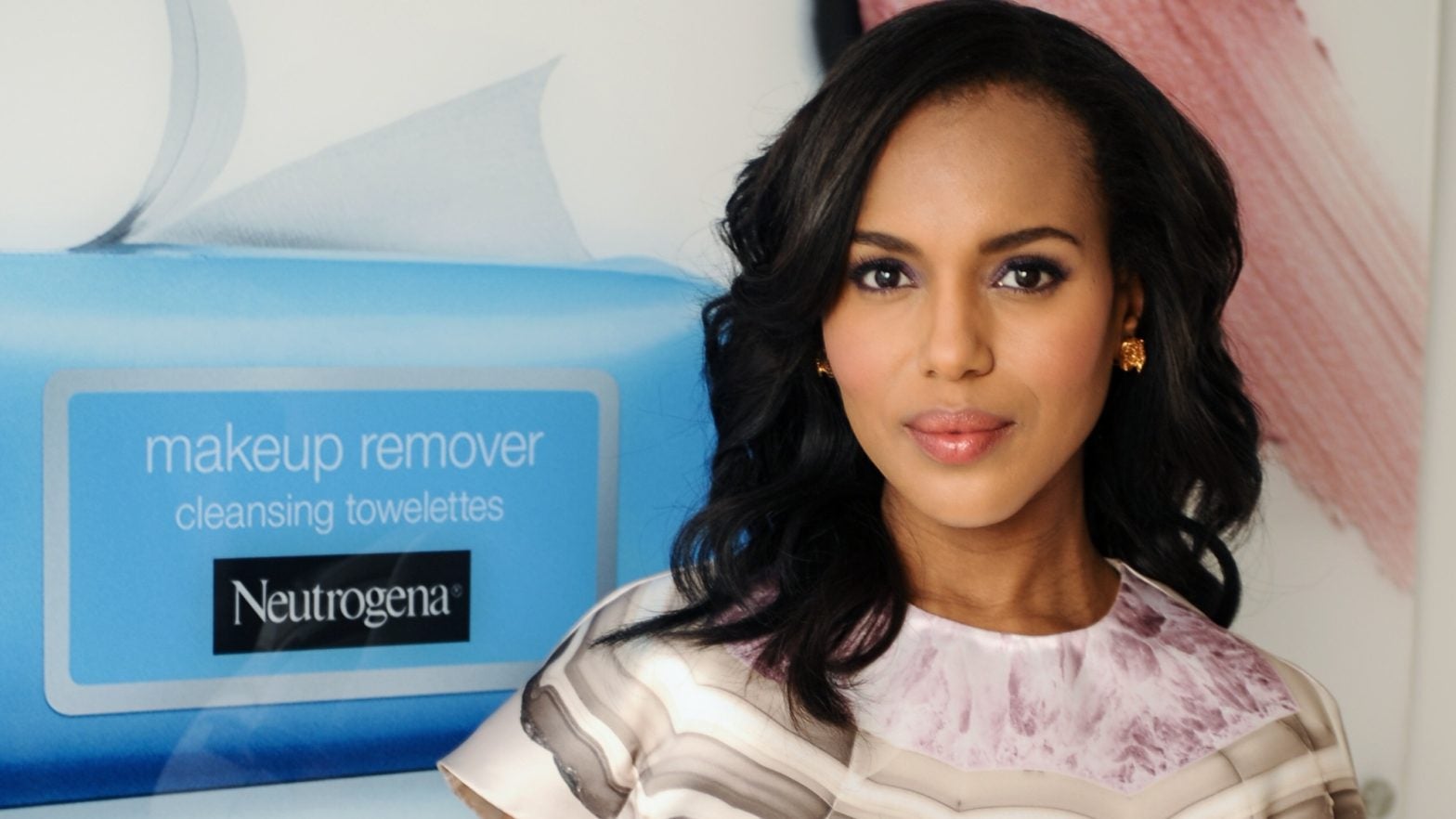 Kerry Washington Swears By This New Neutrogena Product To Rejuvenate Her Skin