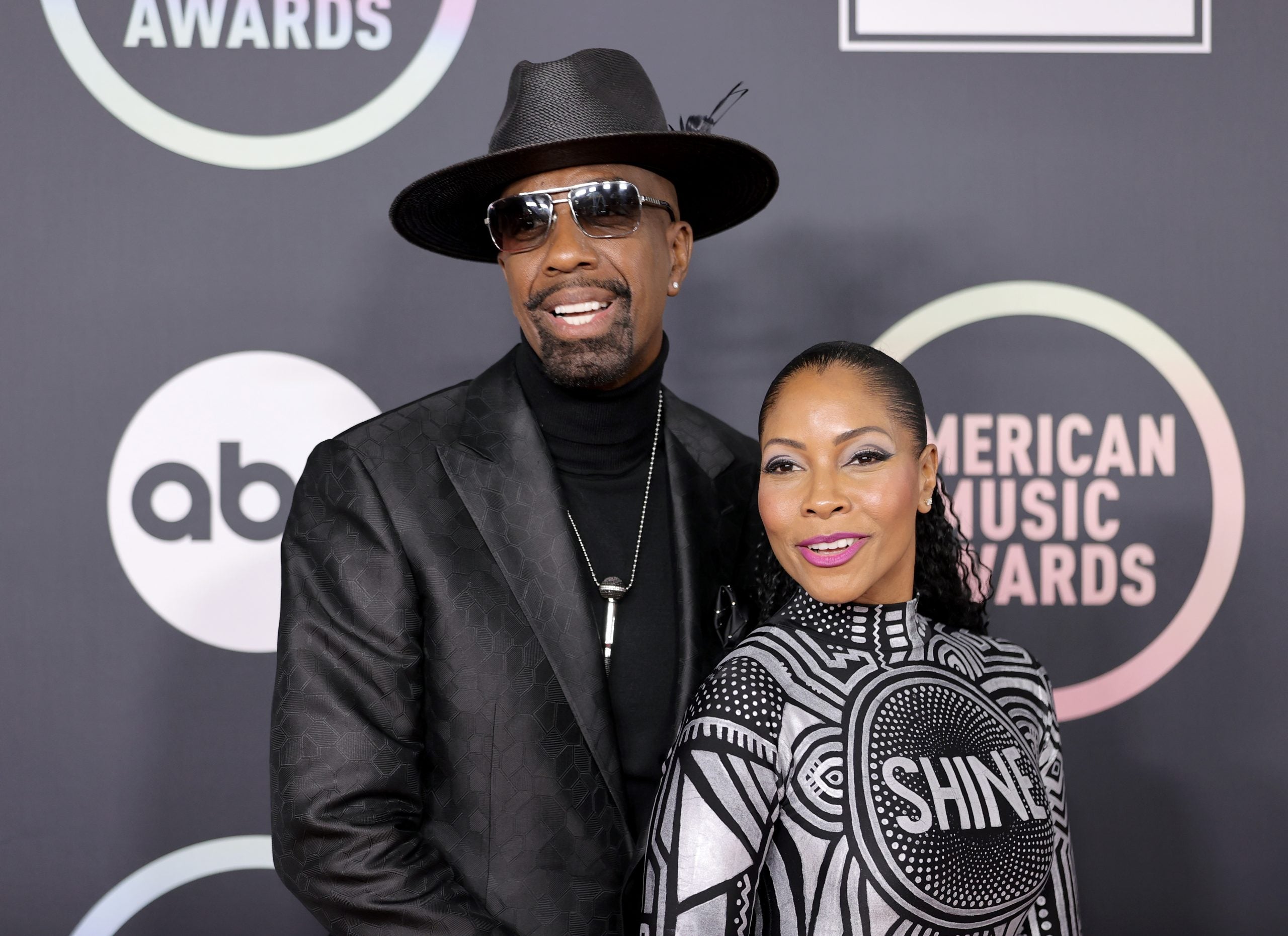 Starz Light Up The 2021 AMA's Red Carpet