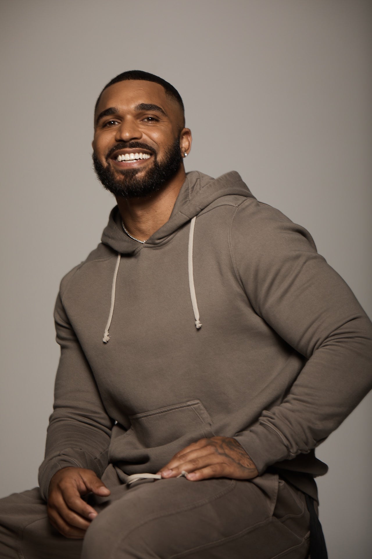 Tyler Lepley Tackles Therapy And Love While Becoming Black Hollywood’s New It Guy