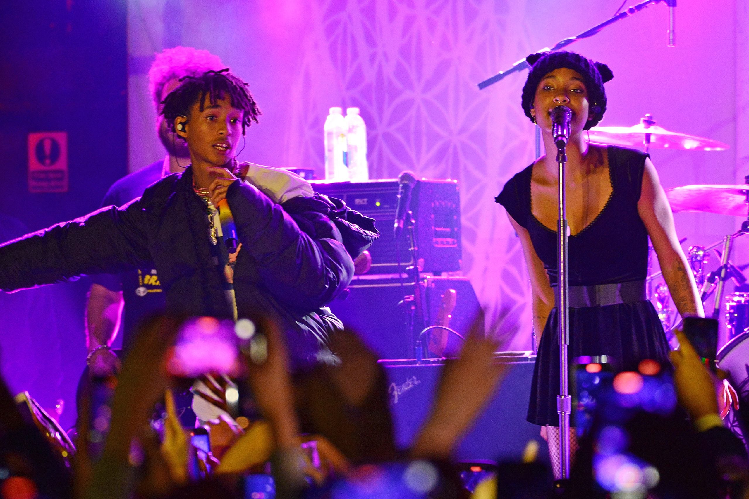 Star Gazing: Stars Step Out For Post-Holiday Fun