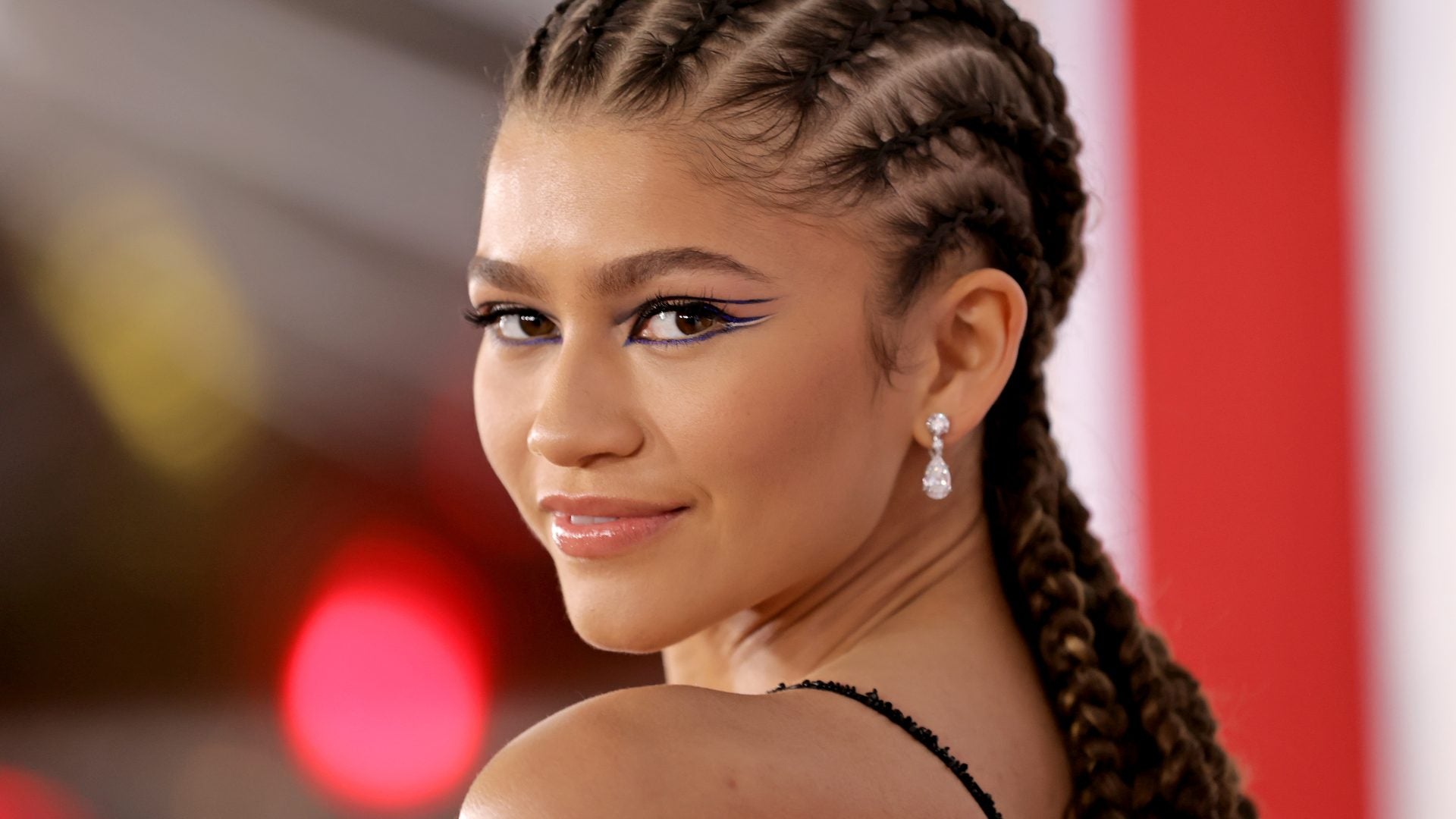 Star Gazing: December Film Debuts Call Celebs To The Carpet