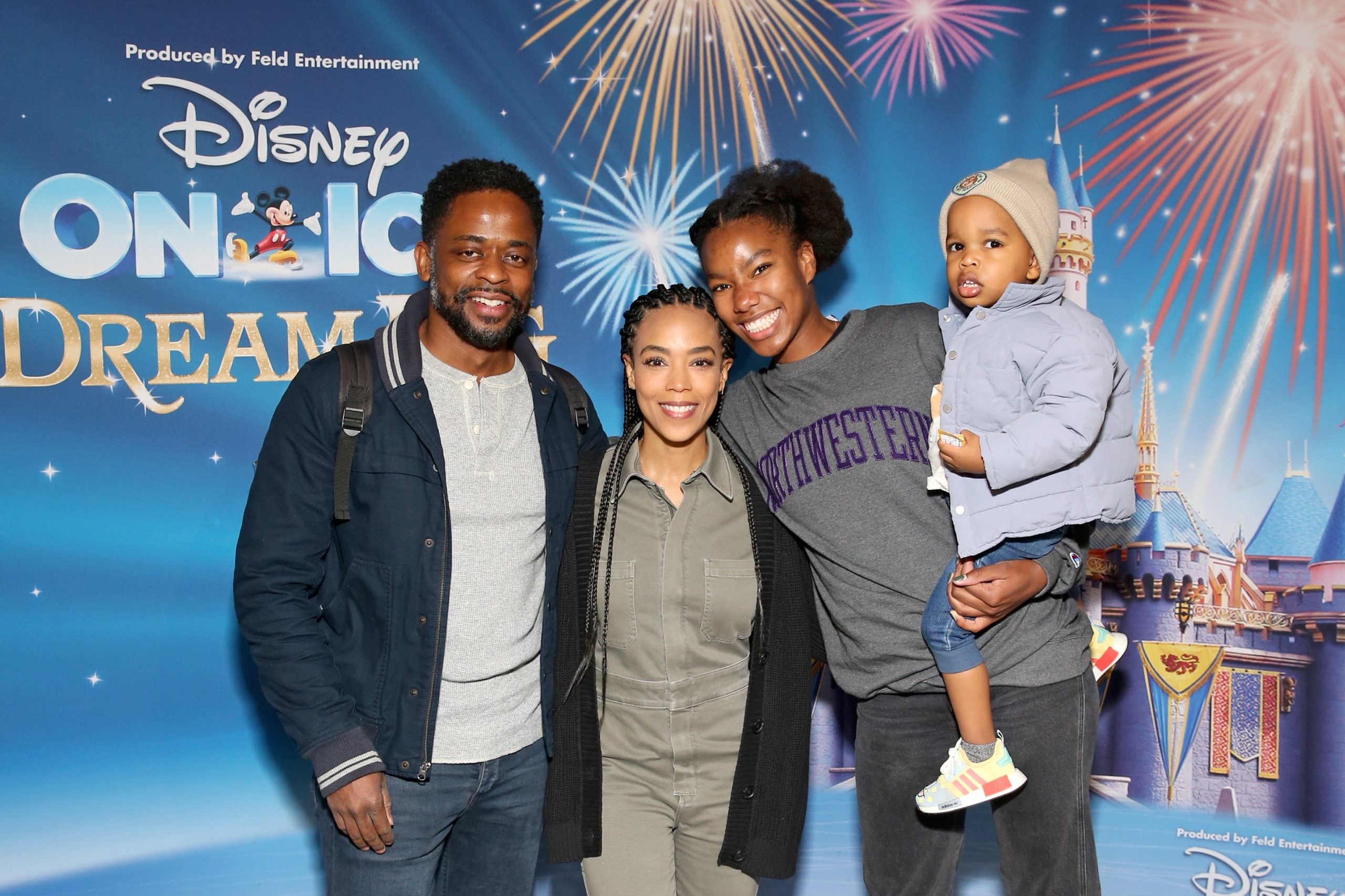 Star Gazing: Stars Step Out For Post-Holiday Fun